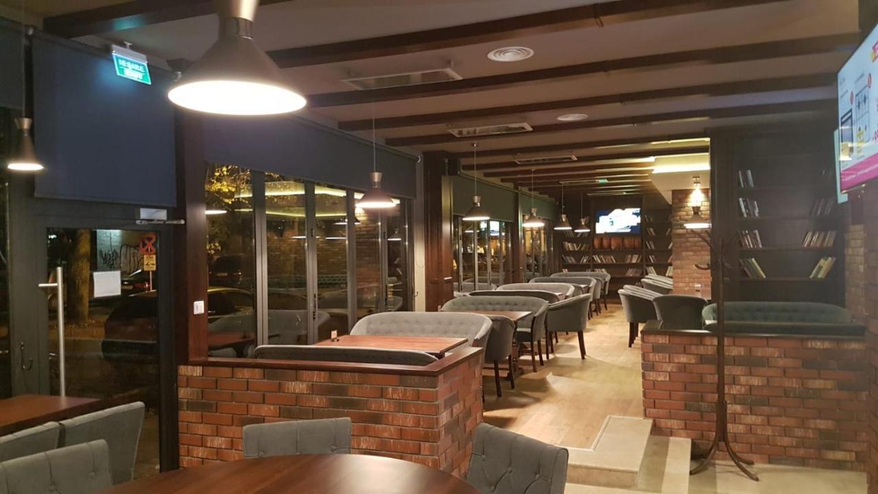 Corso Apartments B&B Focsani Exterior photo